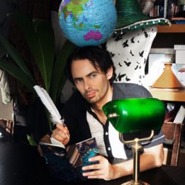 Alexis Dubus Verses the World